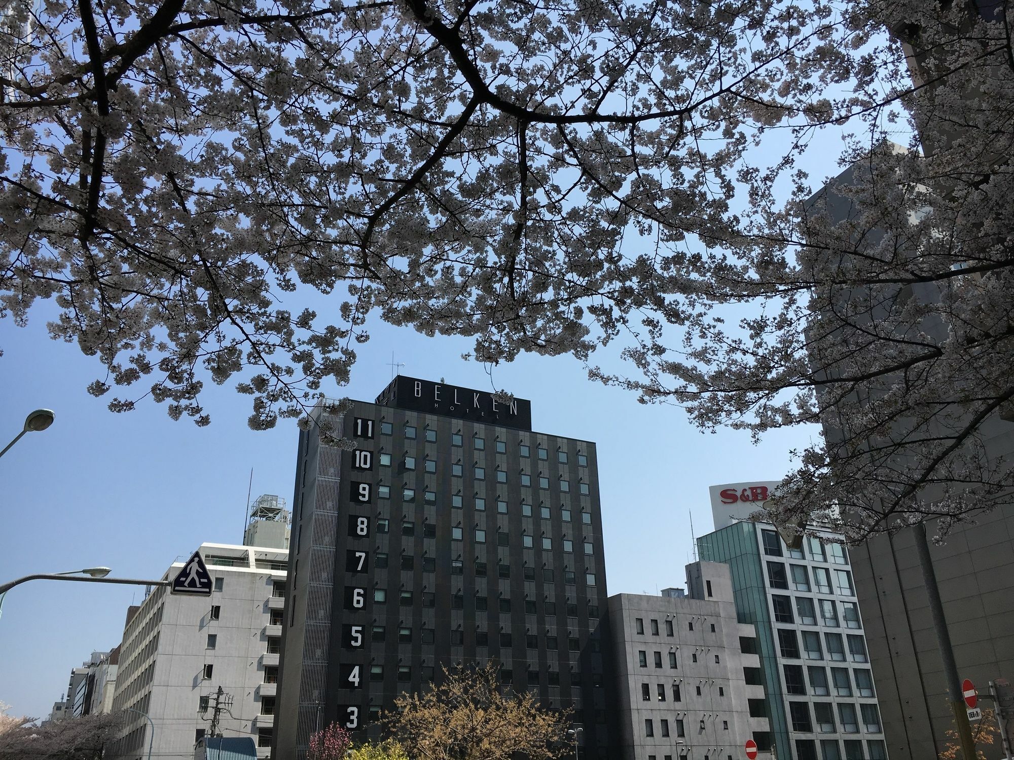 Belken Hotel Tokio Buitenkant foto